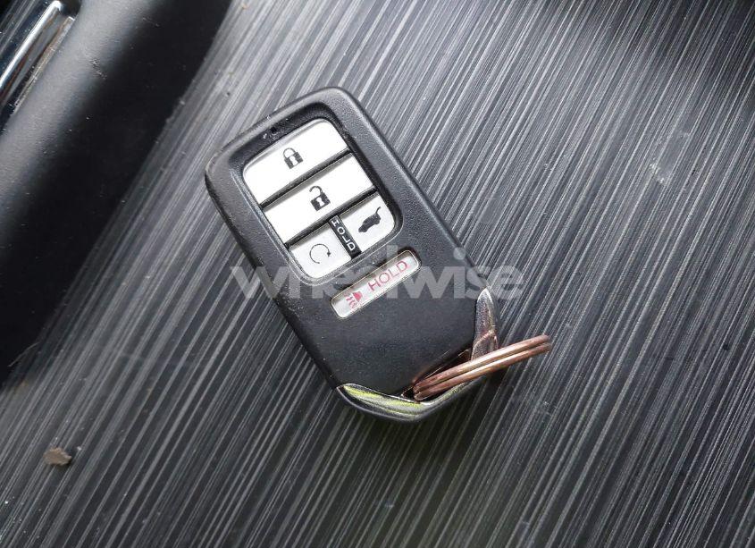 Photo 11 of 2016 Honda Pilot TOURING (VIN 5FNYF6H9XGB023482)