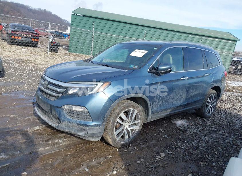 Photo 14 of 2016 Honda Pilot TOURING (VIN 5FNYF6H9XGB023482)