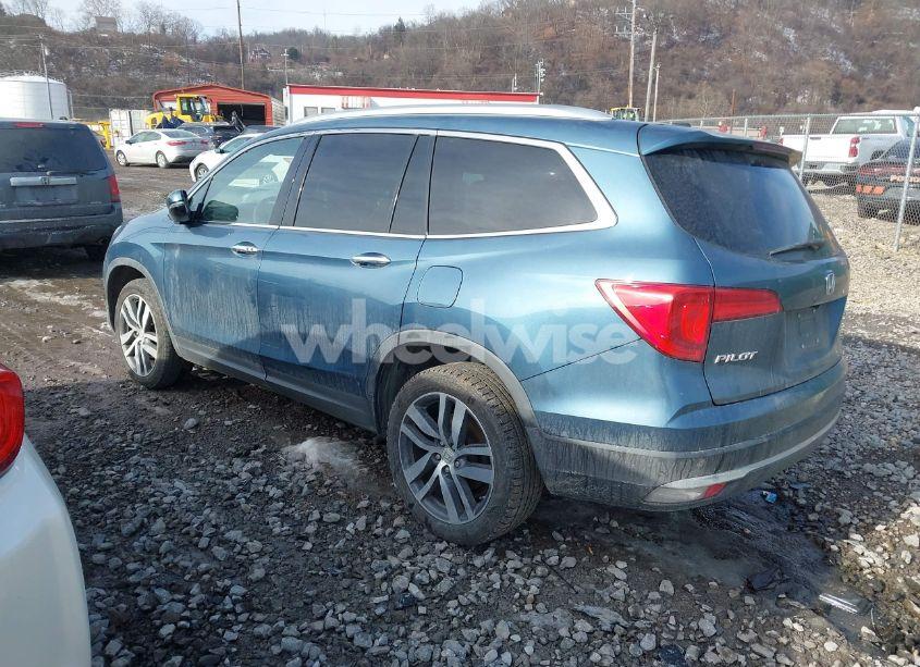 Photo 3 of 2016 Honda Pilot TOURING (VIN 5FNYF6H9XGB023482)