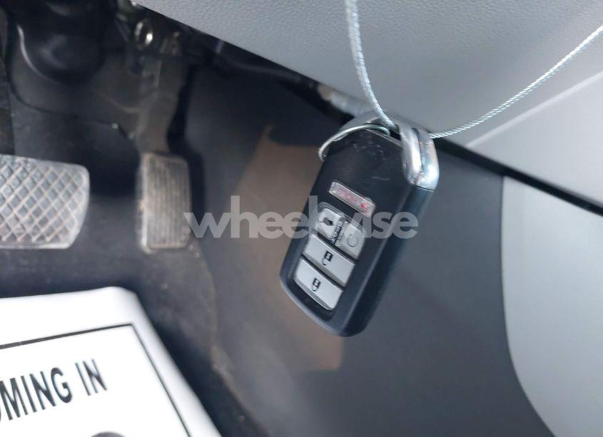 Photo 11 of 2017 Honda Pilot TOURING (VIN 5FNYF6H9XHB035164)