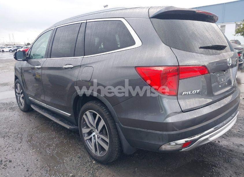 Photo 3 of 2017 Honda Pilot TOURING (VIN 5FNYF6H9XHB045306)