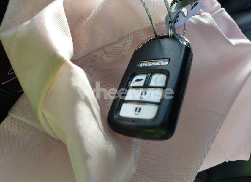 Photo 11 of 2017 Honda Pilot TOURING (VIN 5FNYF6H9XHB062171)