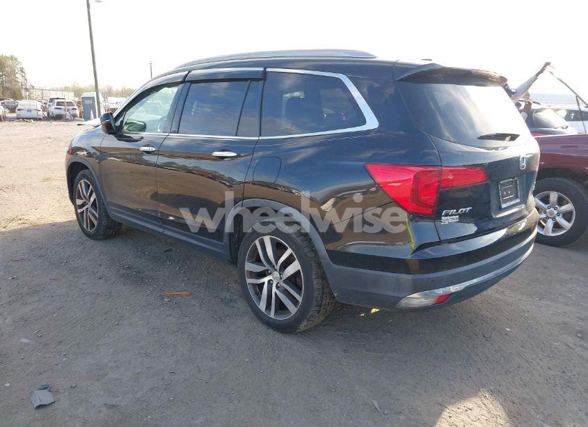 Photo 3 of 2017 Honda Pilot TOURING (VIN 5FNYF6H9XHB062171)