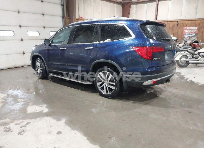 Photo 3 of 2017 Honda Pilot TOURING (VIN 5FNYF6H9XHB070903)