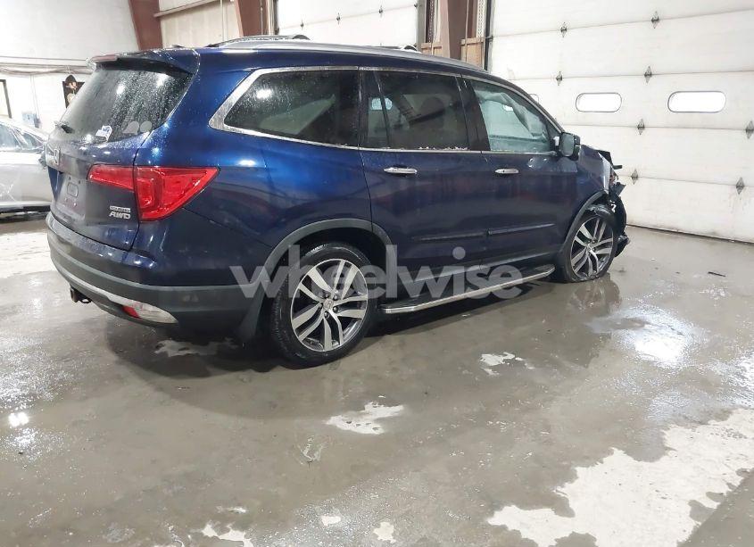 Photo 4 of 2017 Honda Pilot TOURING (VIN 5FNYF6H9XHB070903)