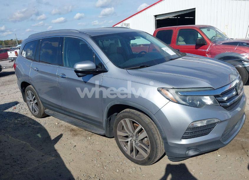 2017 Honda Pilot TOURING (VIN 5FNYF6H9XHB084333) main photo
