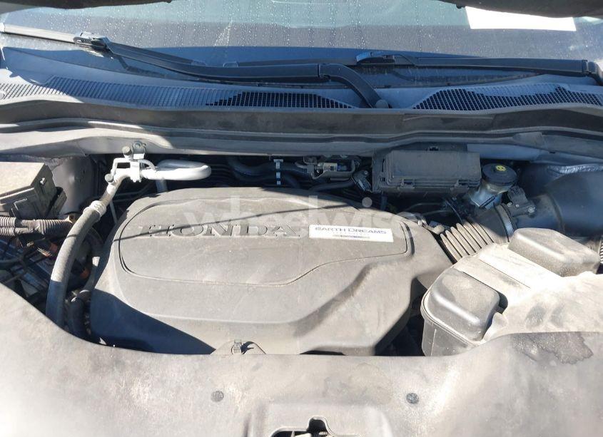 Photo 10 of 2017 Honda Pilot TOURING (VIN 5FNYF6H9XHB084333)