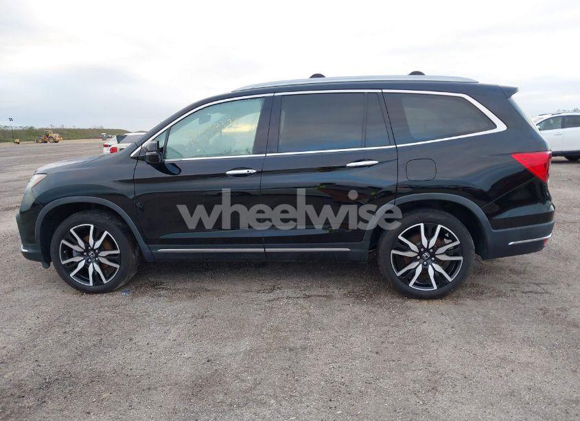 Photo 14 of 2019 Honda Pilot TOURING (VIN 5FNYF6H9XKB013169)