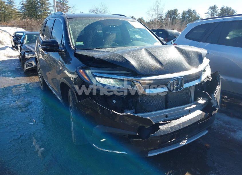 Photo 6 of 2019 Honda Pilot TOURING (VIN 5FNYF6H9XKB041456)