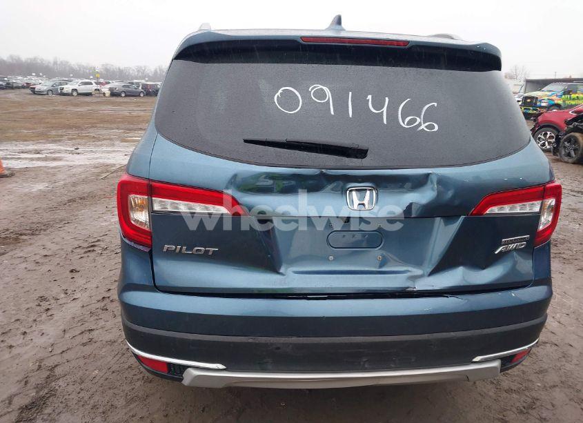 Photo 6 of 2019 Honda Pilot TOURING (VIN 5FNYF6H9XKB091466)