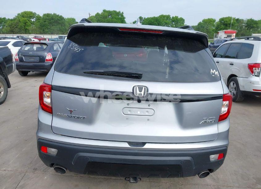 Photo 16 of 2019 Honda Passport ELITE (VIN 5FNYF8H08KB018545)