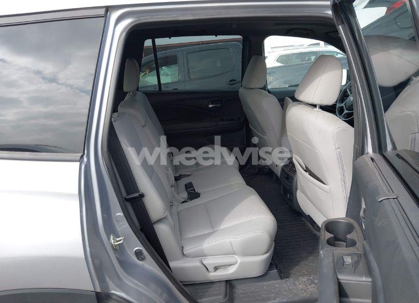 Photo 8 of 2019 Honda Passport ELITE (VIN 5FNYF8H08KB018545)