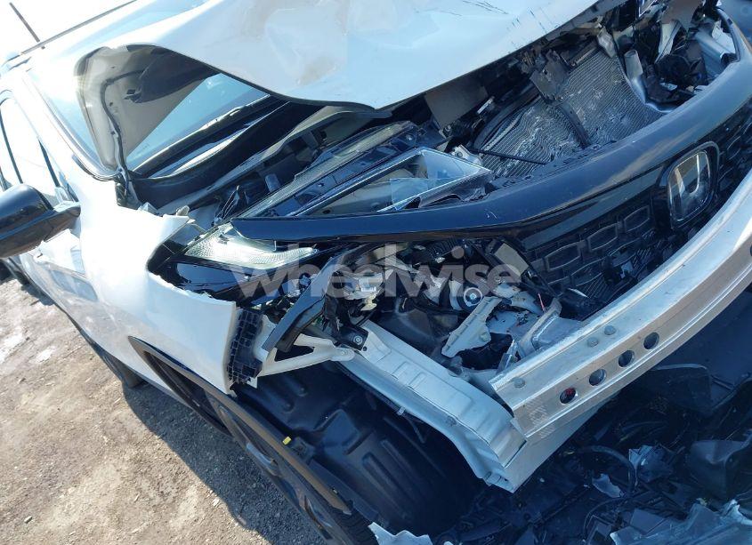 Photo 17 of 2021 Honda Passport AWD ELITE (VIN 5FNYF8H08MB028138)