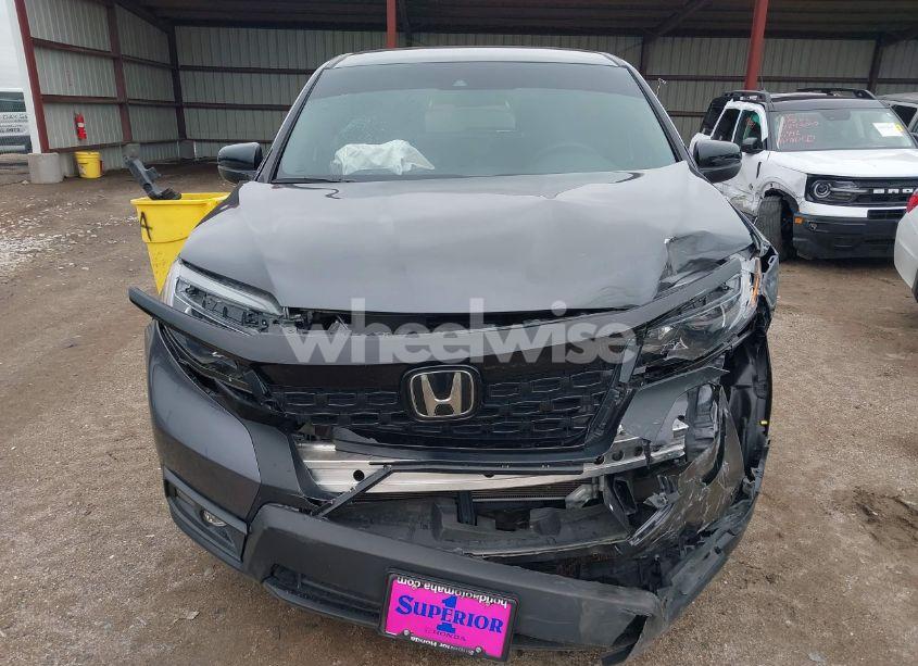 Photo 12 of 2021 Honda Passport AWD SPORT (VIN 5FNYF8H26MB032206)