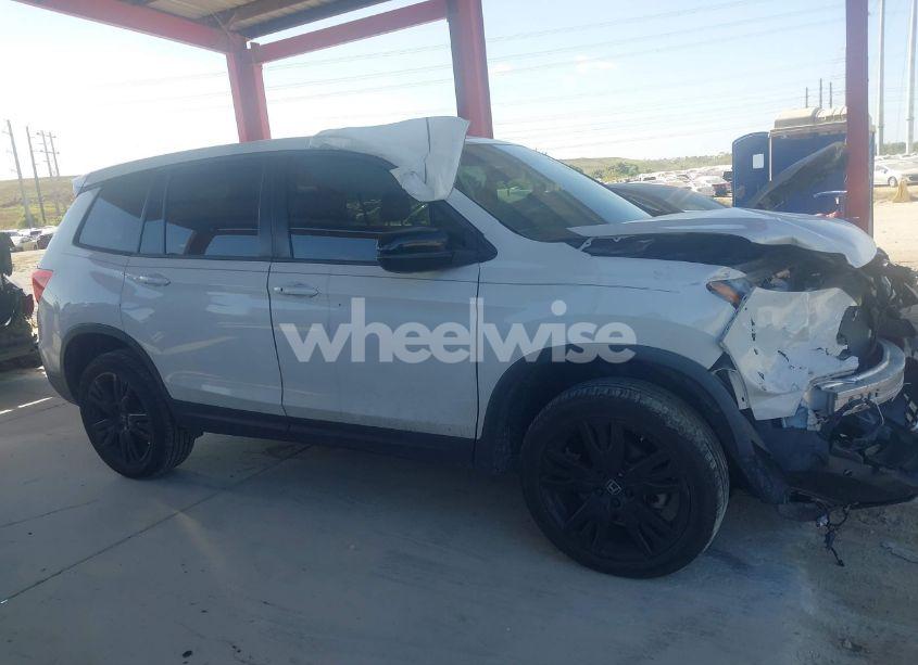 Photo 14 of 2021 Honda Passport N/A (VIN 5FNYF8H29MB001094)