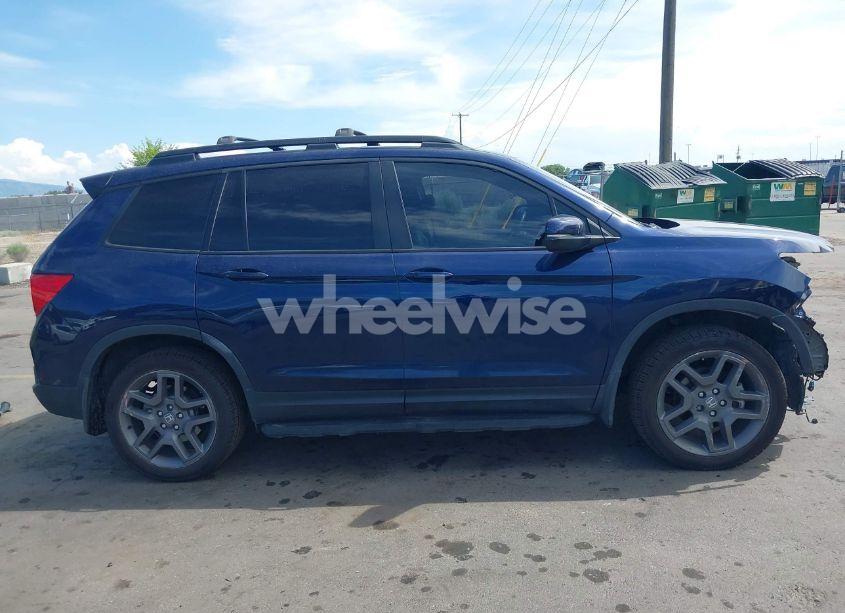 Photo 14 of 2023 Honda Passport AWD EX-L (VIN 5FNYF8H50PB007445)