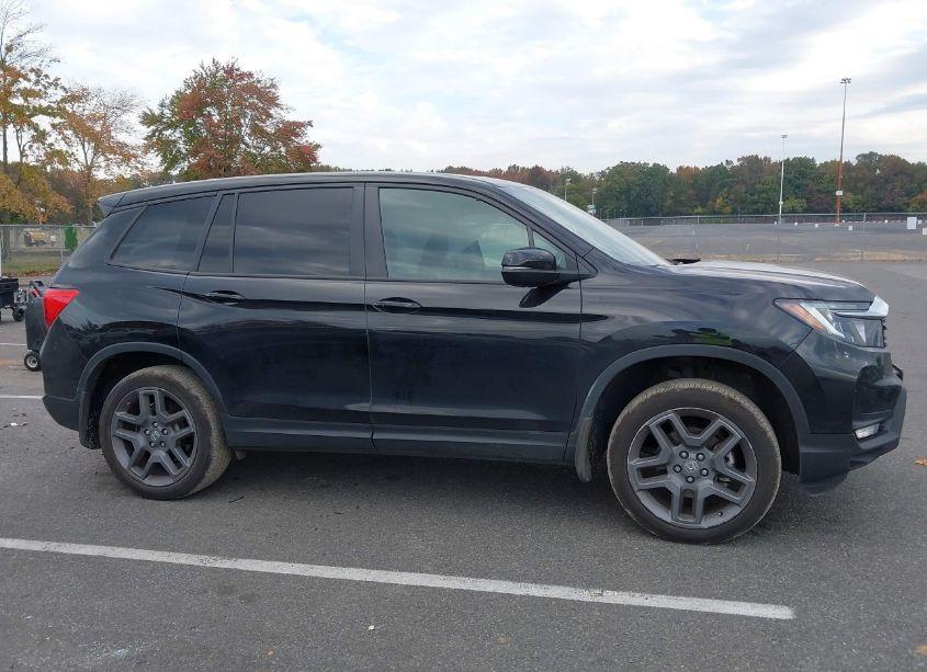 Photo 13 of 2023 Honda Passport AWD EX-L (VIN 5FNYF8H51PB021094)
