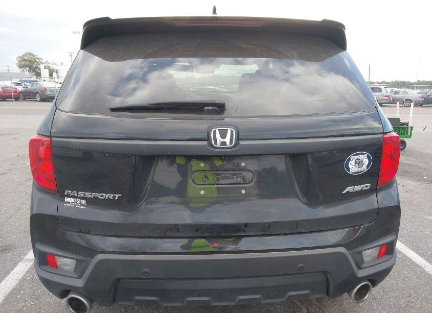 Photo 16 of 2023 Honda Passport AWD EX-L (VIN 5FNYF8H51PB021094)