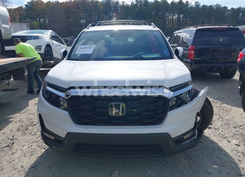 Photo 12 of 2023 Honda Passport AWD EX-L (VIN 5FNYF8H55PB024290)