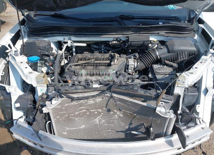 Photo 10 of 2019 Honda Passport EX-L (VIN 5FNYF8H56KB029748)