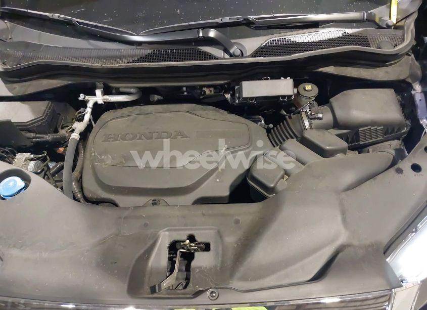 Photo 10 of 2023 Honda Passport AWD EX-L (VIN 5FNYF8H56PB018840)