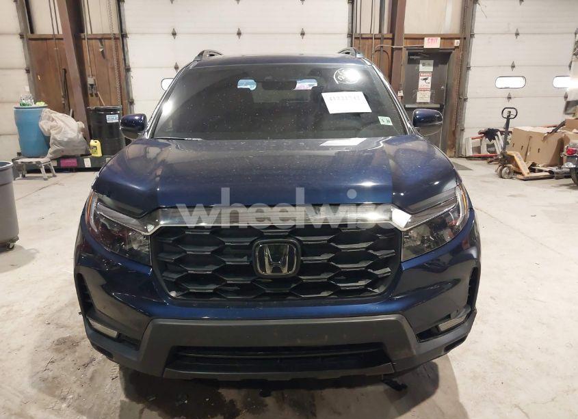 Photo 12 of 2023 Honda Passport AWD EX-L (VIN 5FNYF8H56PB018840)