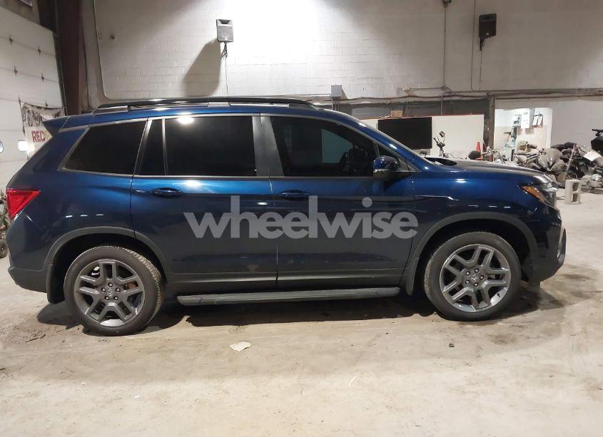 Photo 13 of 2023 Honda Passport AWD EX-L (VIN 5FNYF8H56PB018840)