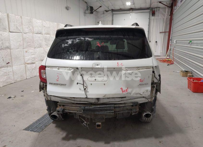 Photo 16 of 2021 Honda Passport N/A (VIN 5FNYF8H57MB003923)