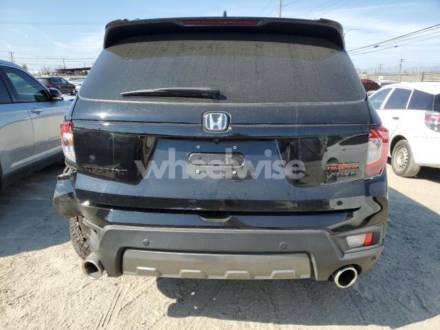 Photo 3 of 2024 HONDA PASSPORT TRAIL SPORT (VIN 5FNYF8H67RB010869)