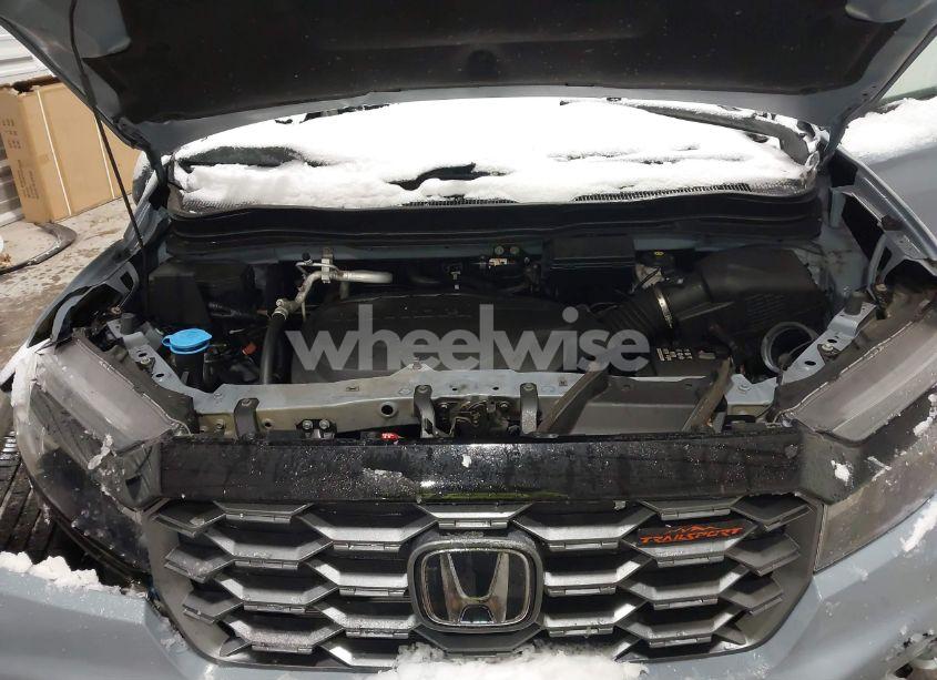 Photo 10 of 2022 Honda Passport AWD TRAILSPORT (VIN 5FNYF8H6XNB023206)