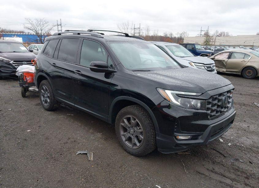 2024 Honda Passport AWD TRAILSPORT (VIN 5FNYF8H6XRB007934) main photo