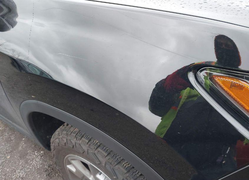 Photo 6 of 2024 Honda Passport AWD TRAILSPORT (VIN 5FNYF8H6XRB007934)