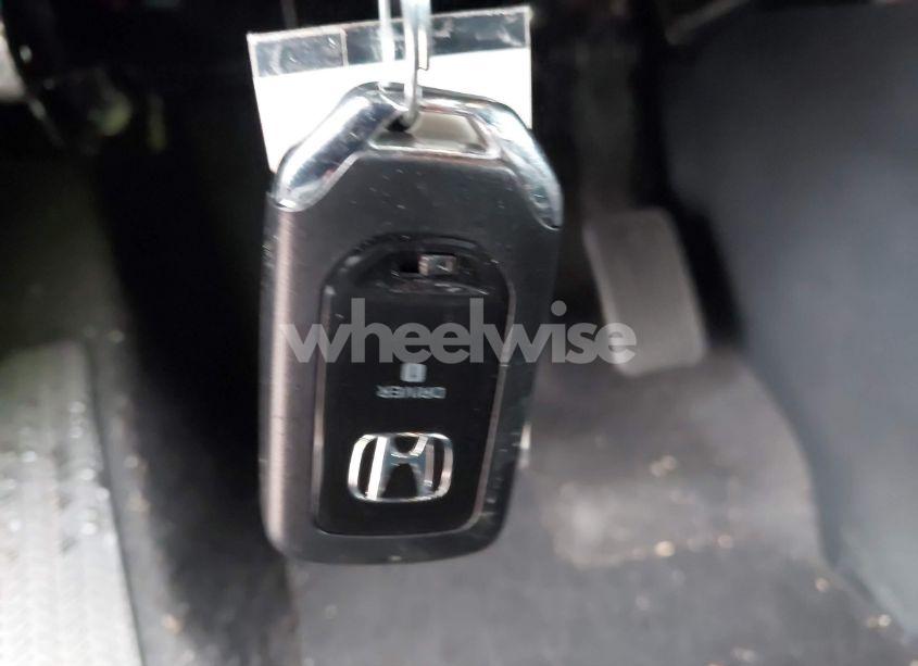 Photo 11 of 2024 Honda Passport TRAILSPORT (VIN 5FNYF8H6XRB019629)