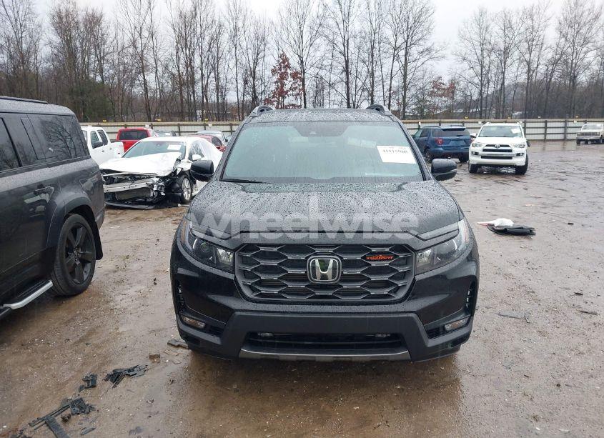 Photo 12 of 2024 Honda Passport TRAILSPORT (VIN 5FNYF8H6XRB019629)