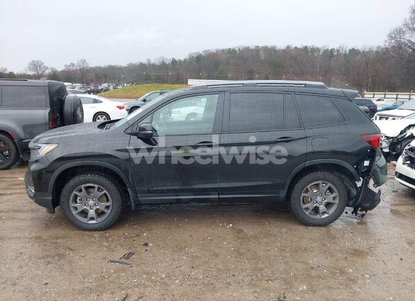 Photo 14 of 2024 Honda Passport TRAILSPORT (VIN 5FNYF8H6XRB019629)