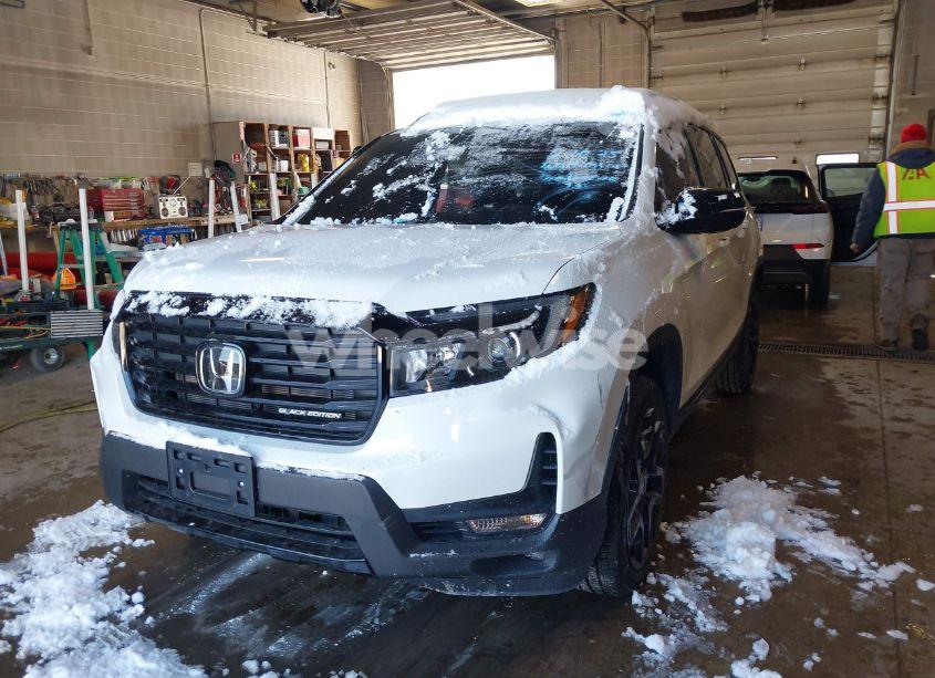 Photo 2 of 2025 Honda Passport AWD BLACK (VIN 5FNYF8H84SB003594)