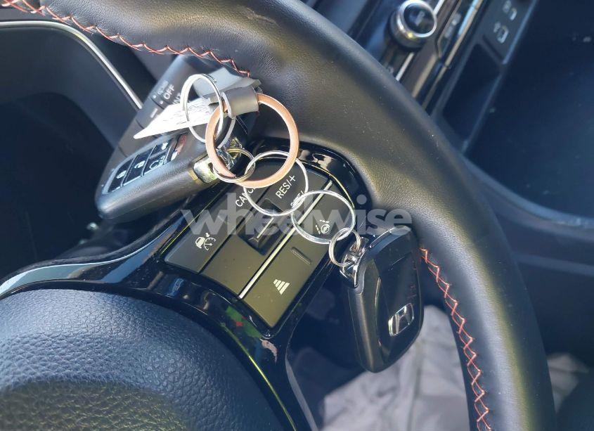 Photo 11 of 2025 Honda Pilot SPORT (VIN 5FNYG1H39SB017788)