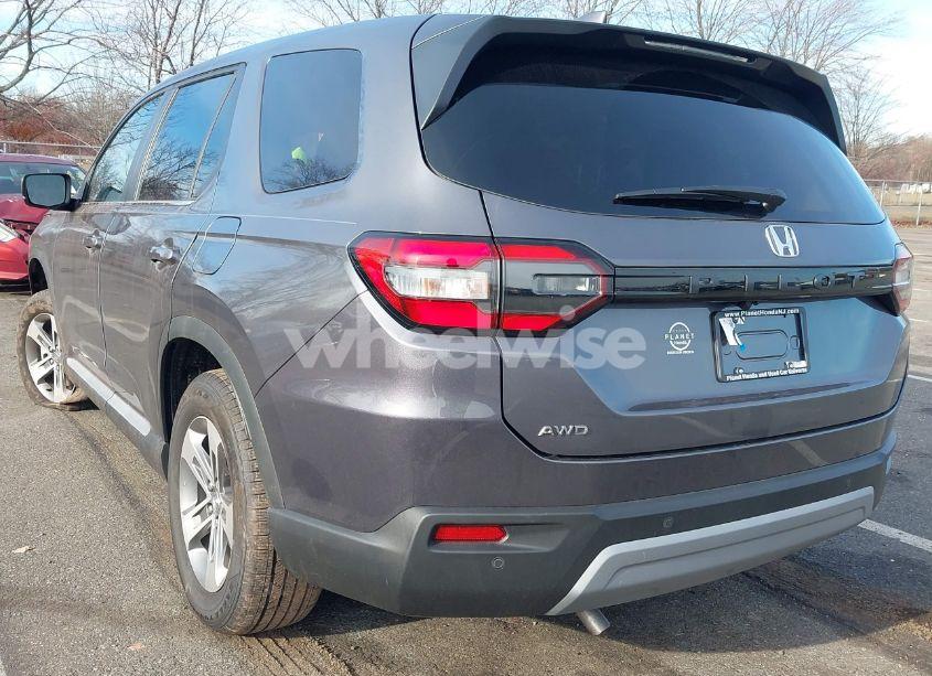 Photo 3 of 2025 Honda Pilot EX-L (VIN 5FNYG1H41SB062653)