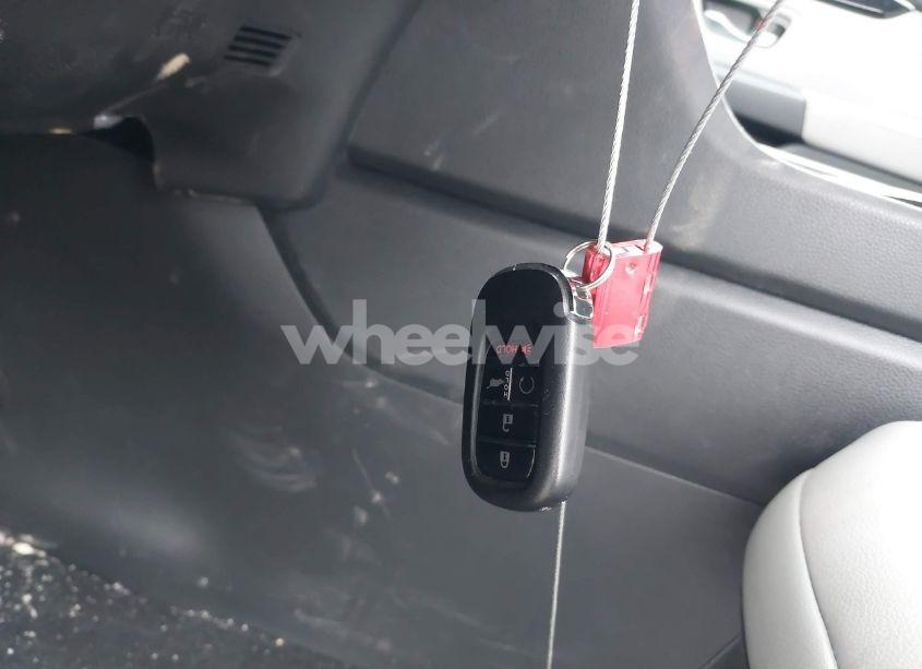 Photo 11 of 2025 Honda Pilot EX-L (VIN 5FNYG1H41SB073670)