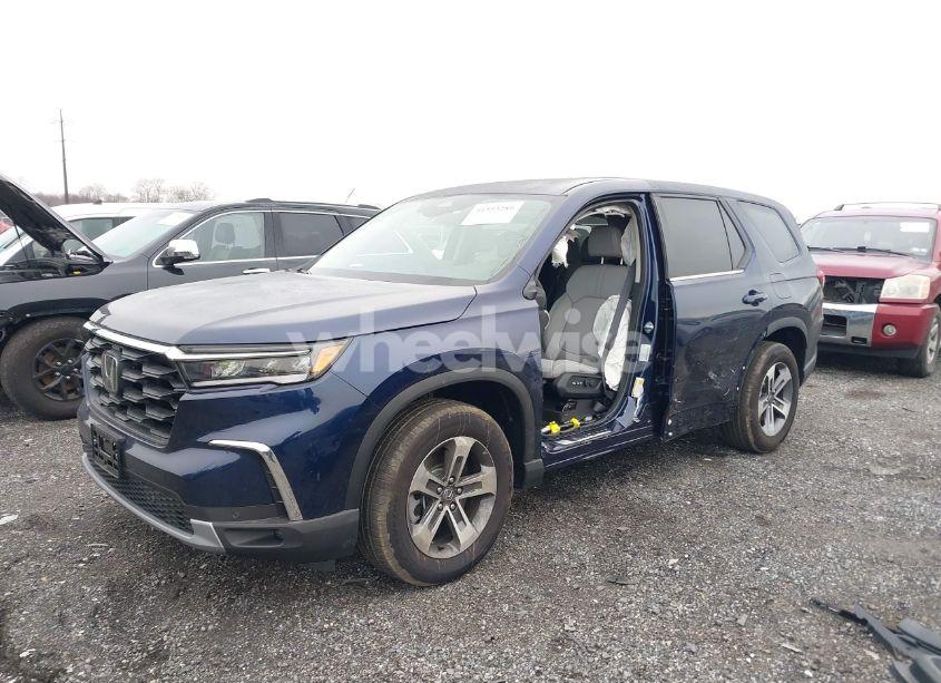 Photo 2 of 2025 Honda Pilot EX-L (VIN 5FNYG1H41SB073670)