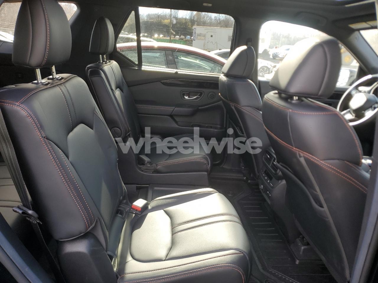 Photo 11 of 2025 HONDA PILOT TRAILSPORT (VIN 5FNYG1H66SB012798)