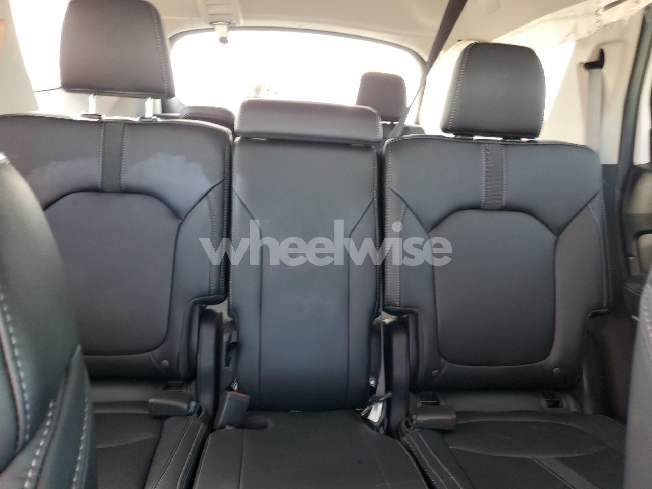 Photo 10 of 2024 HONDA PILOT TOURING (VIN 5FNYG1H74RB031305)