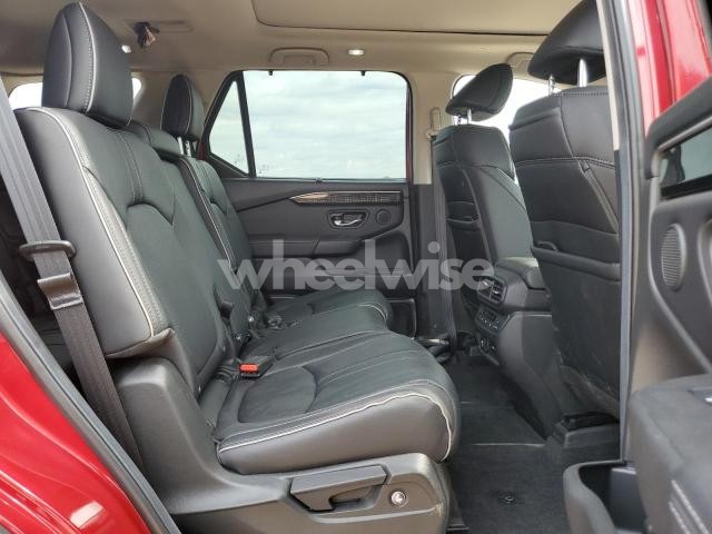 Photo 3 of 2025 HONDA PILOT ELITE (VIN 5FNYG1H83SB035926)