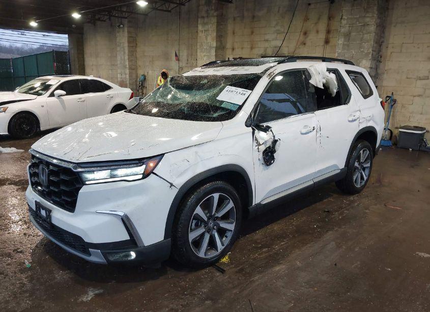 Photo 2 of 2025 Honda Pilot ELITE (VIN 5FNYG1H89SB058756)