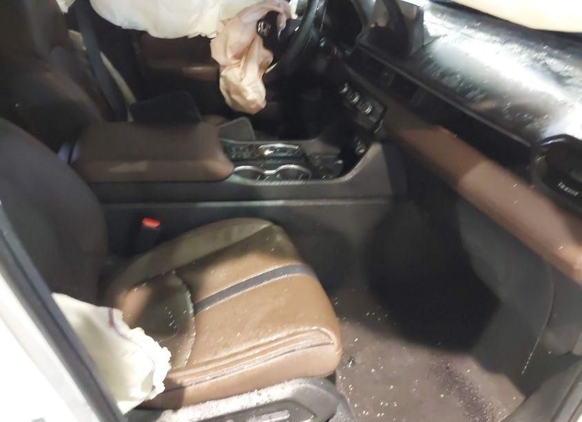 Photo 5 of 2025 Honda Pilot ELITE (VIN 5FNYG1H89SB058756)