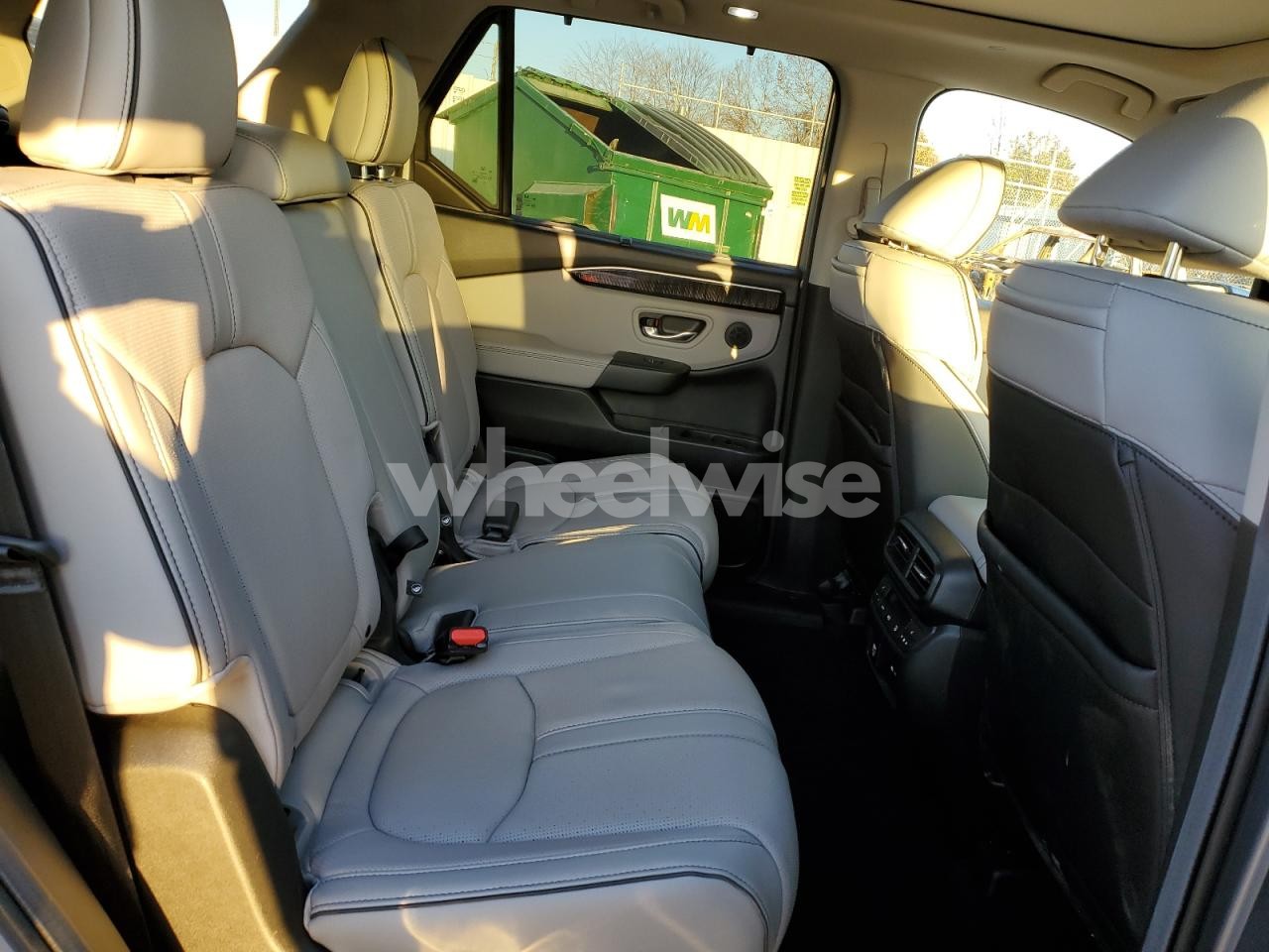 Photo 11 of 2025 HONDA PILOT ELITE (VIN 5FNYG1H8XSB047281)