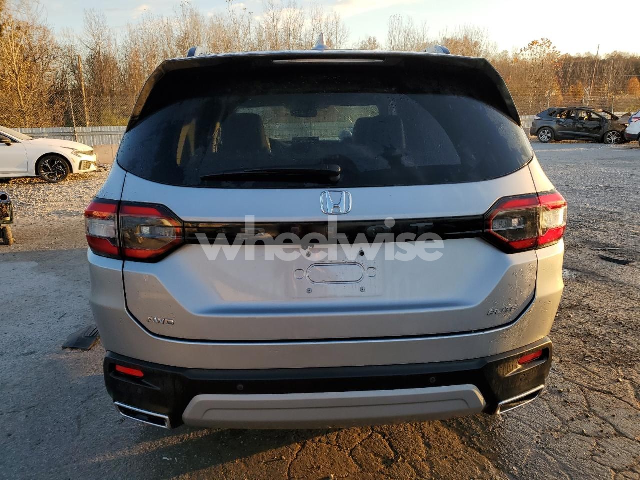 Photo 6 of 2025 HONDA PILOT ELITE (VIN 5FNYG1H8XSB047281)