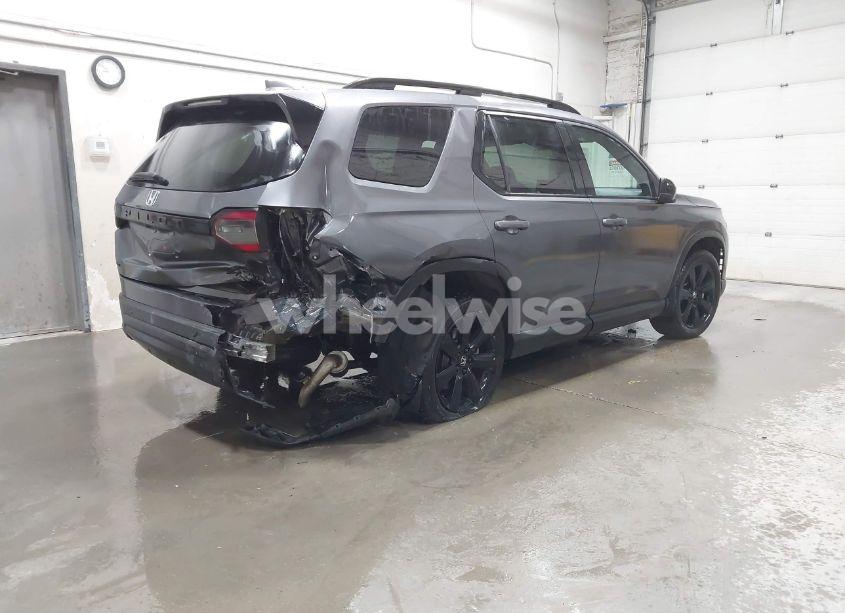 Photo 4 of 2025 Honda Pilot BLACK EDITION (VIN 5FNYG1H91SB034976)