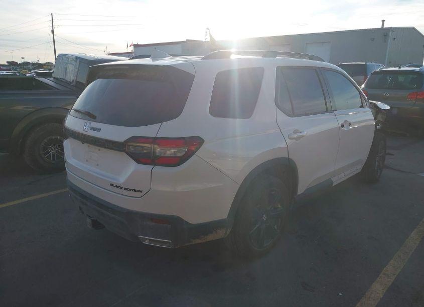 Photo 4 of 2025 Honda Pilot BLACK EDITION (VIN 5FNYG1H99SB052805)