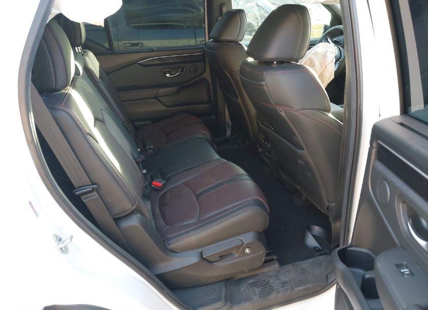 Photo 8 of 2025 Honda Pilot BLACK EDITION (VIN 5FNYG1H99SB052805)